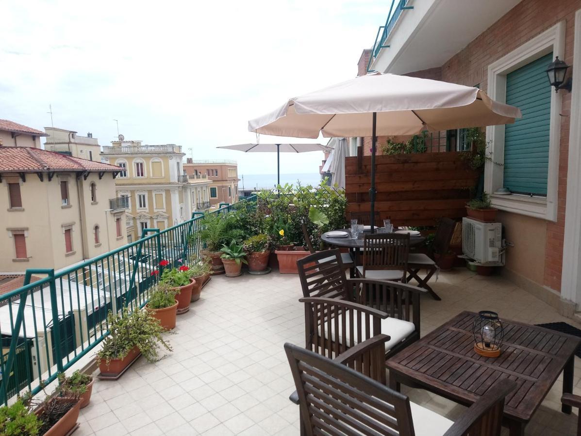 Ostia Bed And Beach Exterior photo