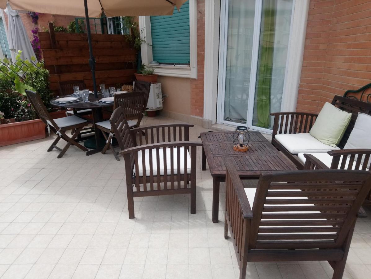 Ostia Bed And Beach Exterior photo