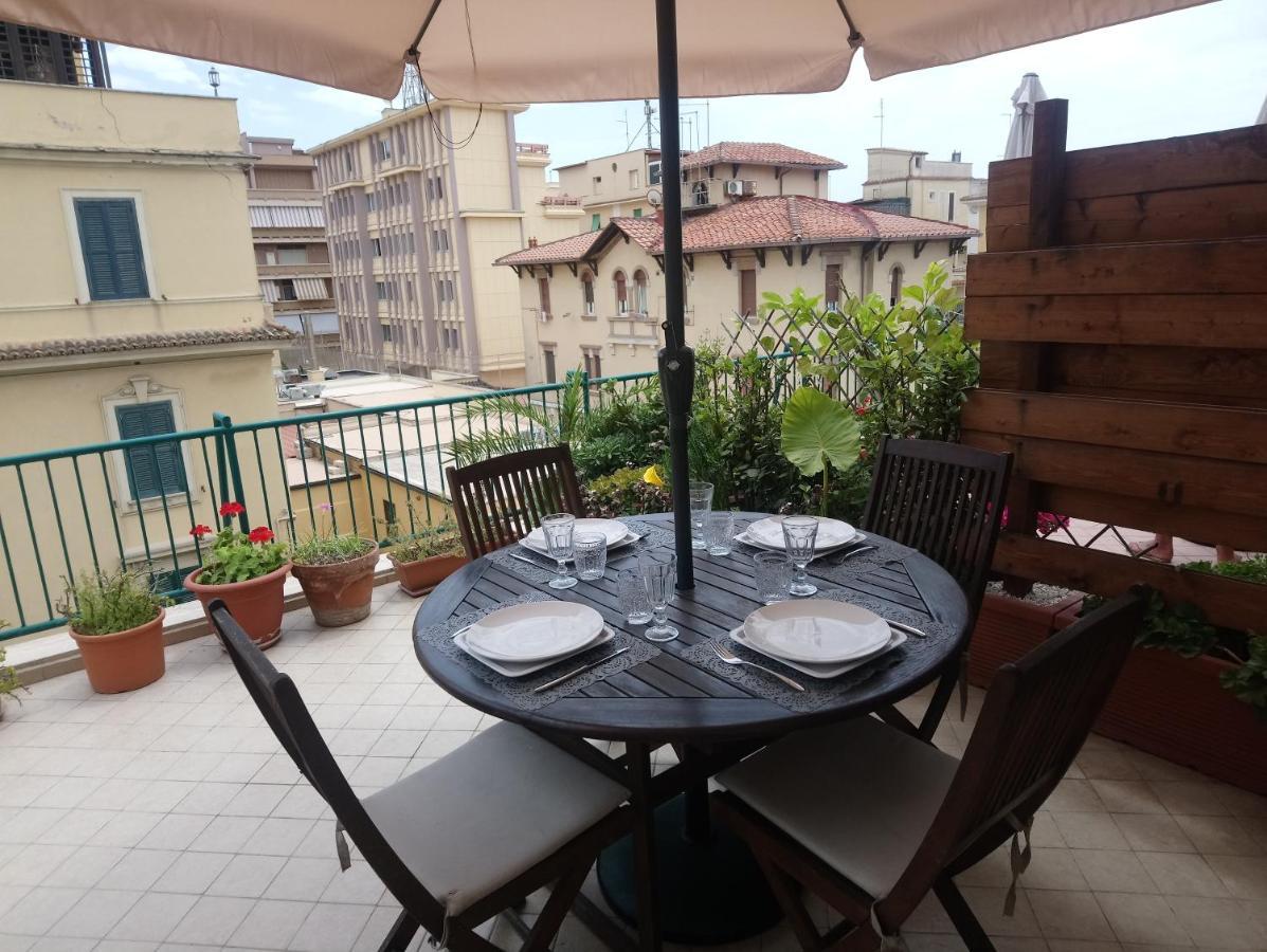Ostia Bed And Beach Exterior photo