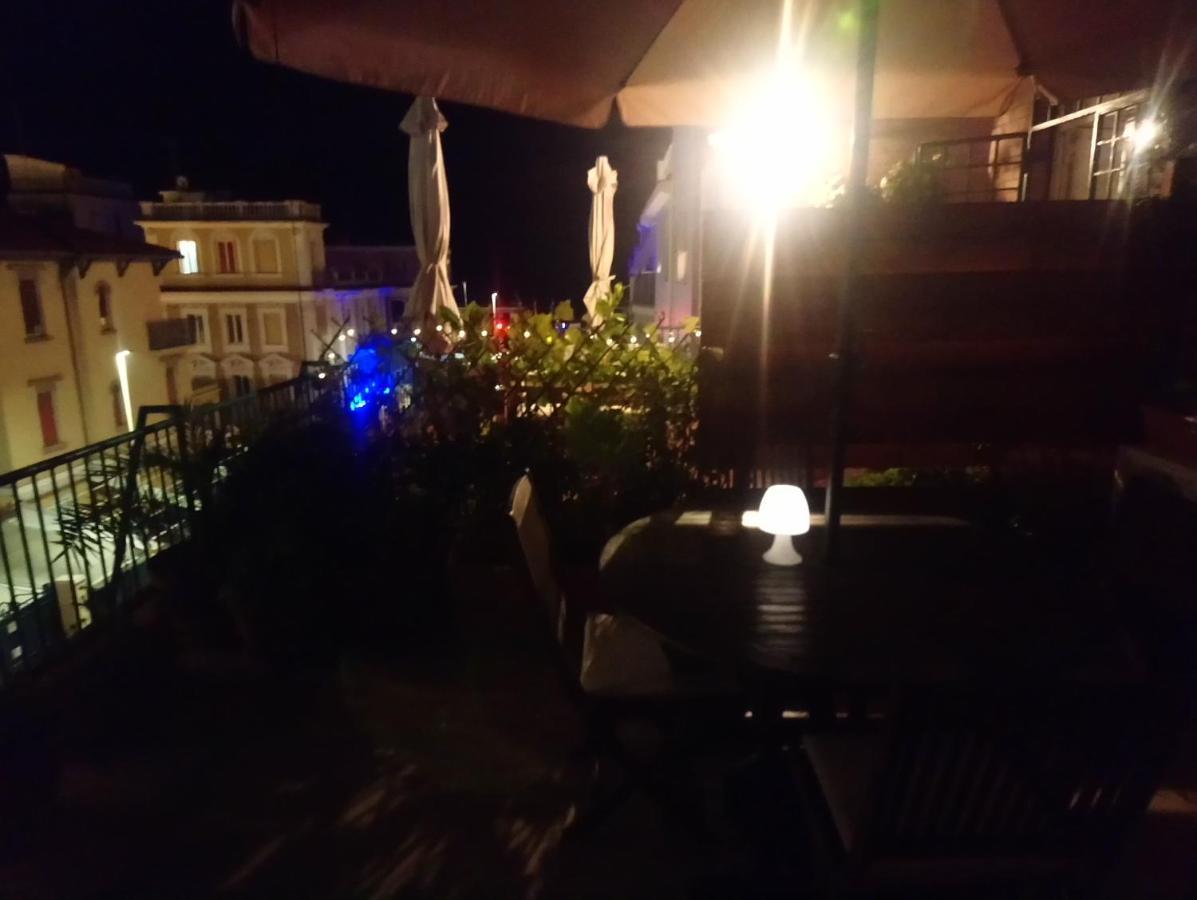 Ostia Bed And Beach Exterior photo