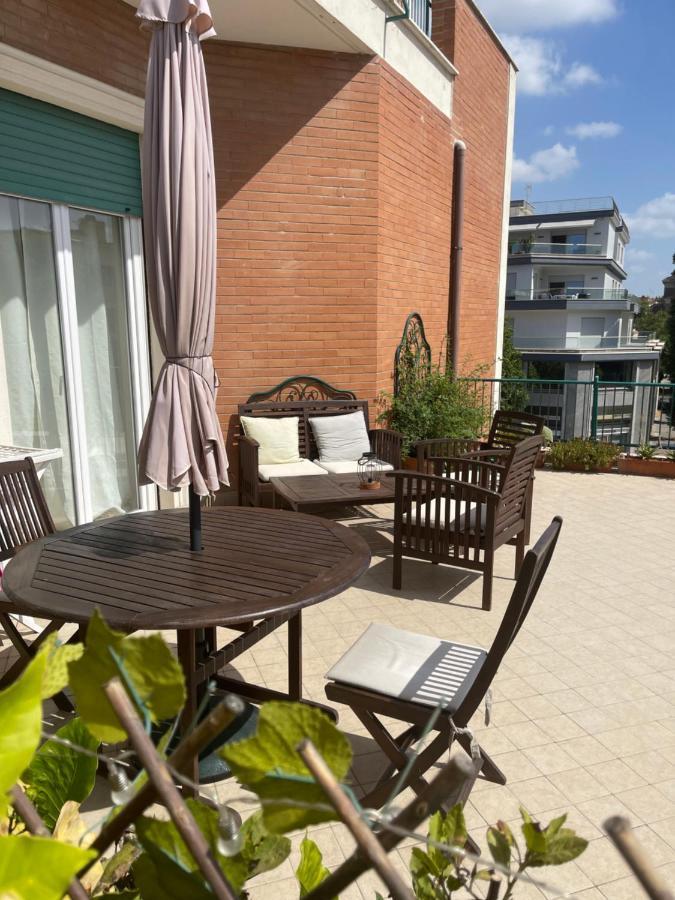 Ostia Bed And Beach Exterior photo